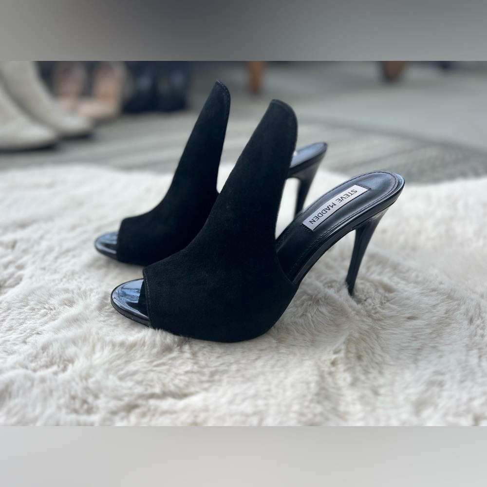 Steve Madden Sinful Black Suede Heel Mule 9.5